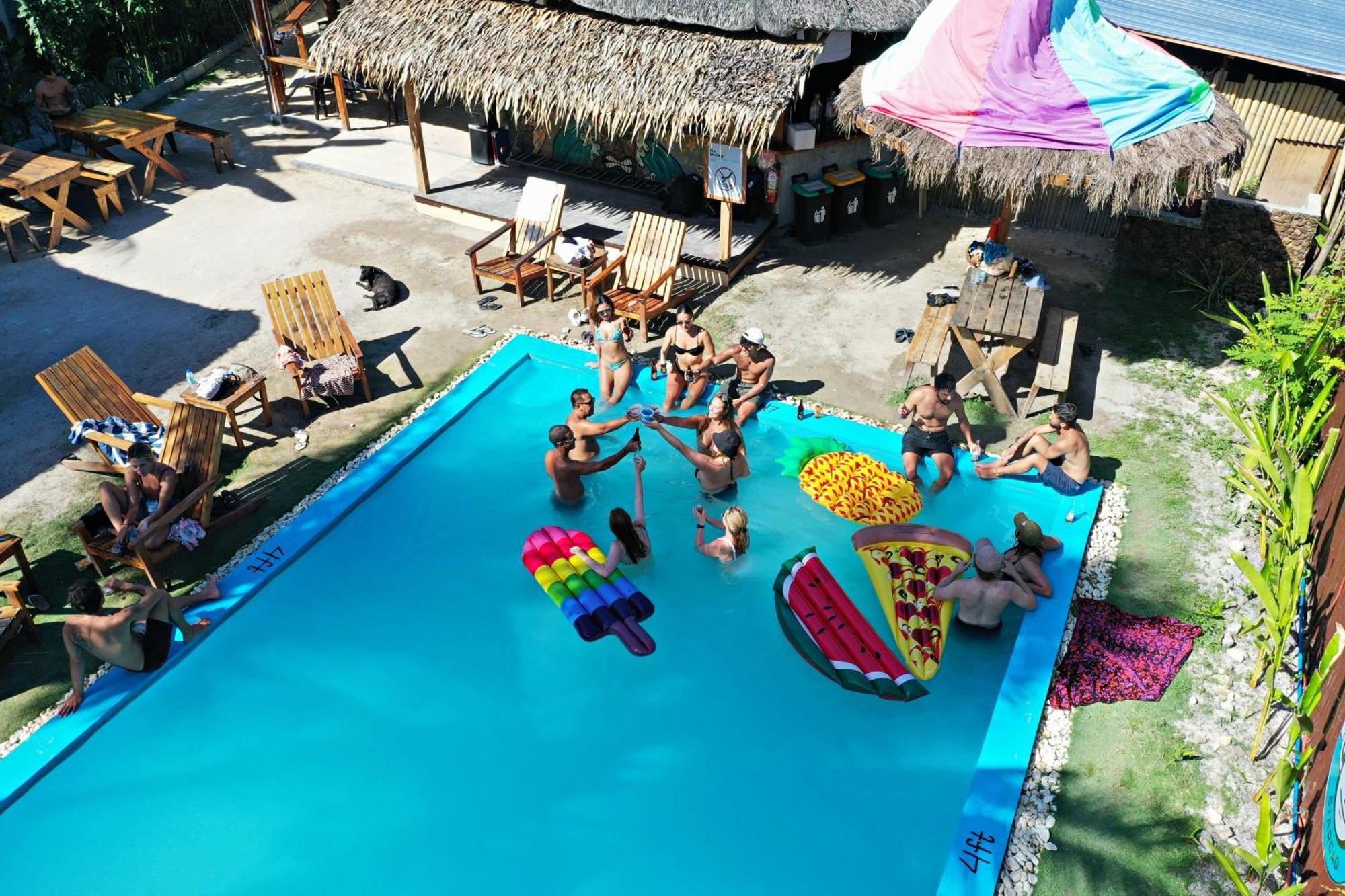 Mad Monkey Hostel Siargao (Adults Only) General Luna  Esterno foto